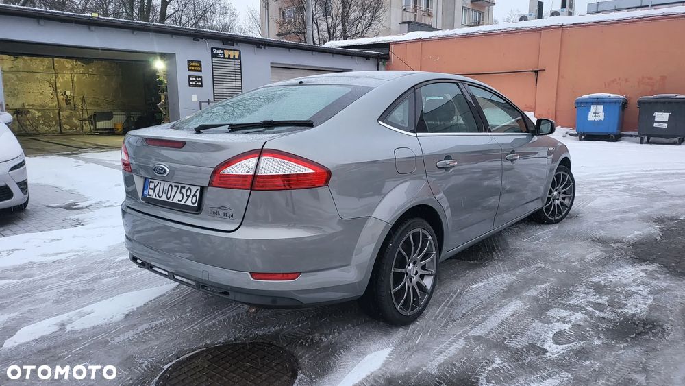 Ford Mondeo 2.5 Black Magic - 11