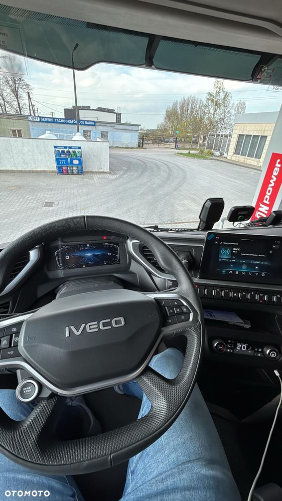 Iveco S-WAY - 4