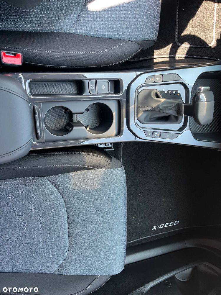 Kia XCeed 1.6 T-GDI M DCT - 32