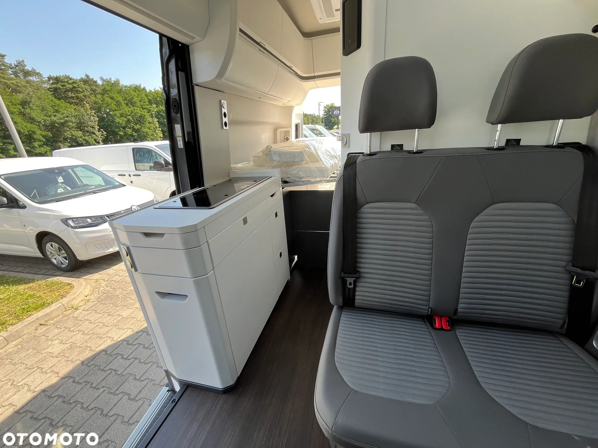 Volkswagen Grand California 600 - 13