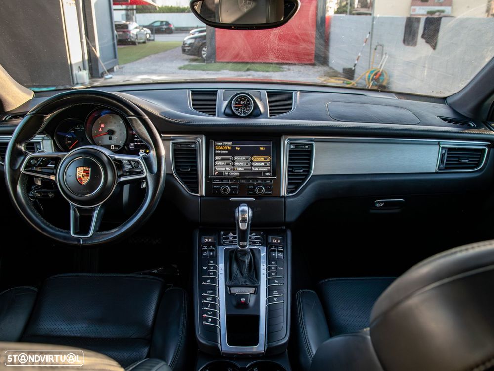 Porsche Macan S - 22