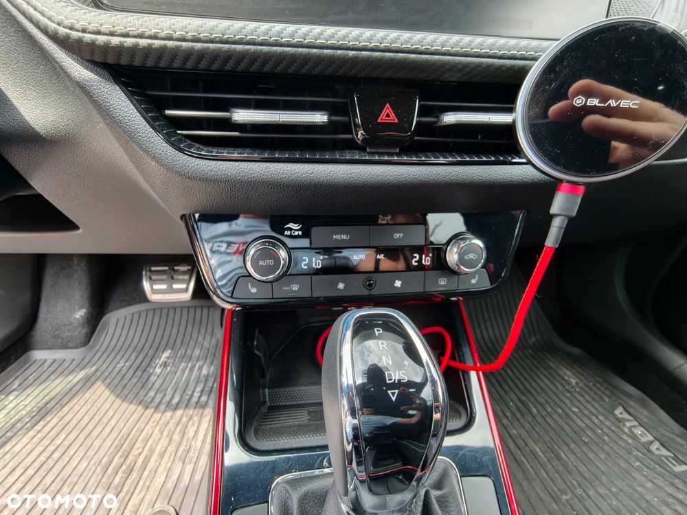 Skoda Fabia 1.5 TSI Monte Carlo DSG - 12