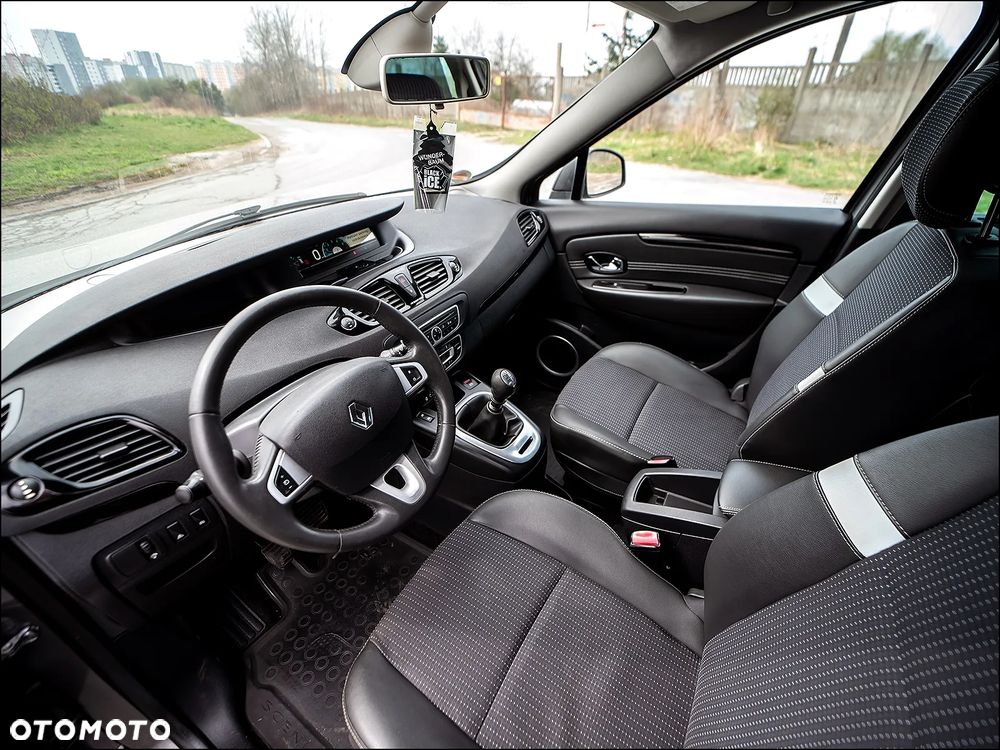 Renault Scenic - 6