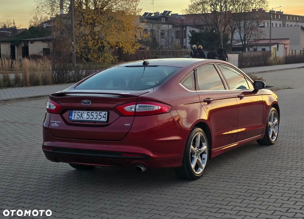 Ford Fusion - 11