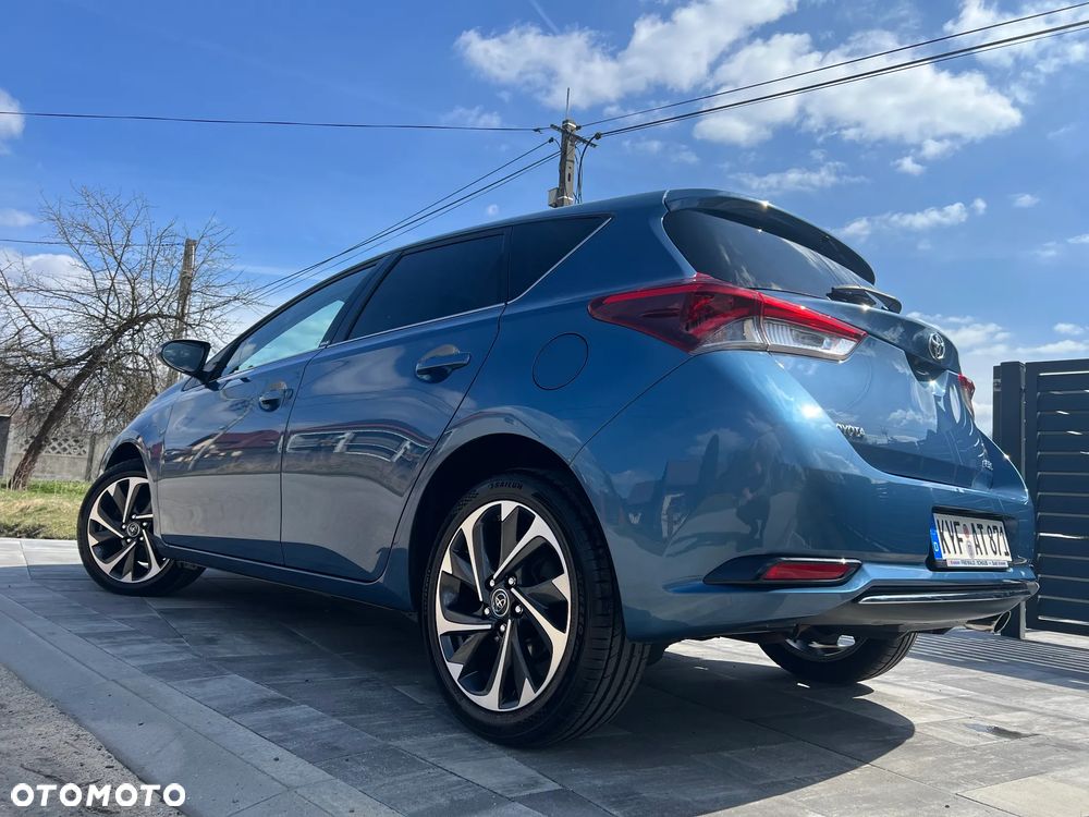 Toyota Auris 1.2 Turbo Edition S+ - 11