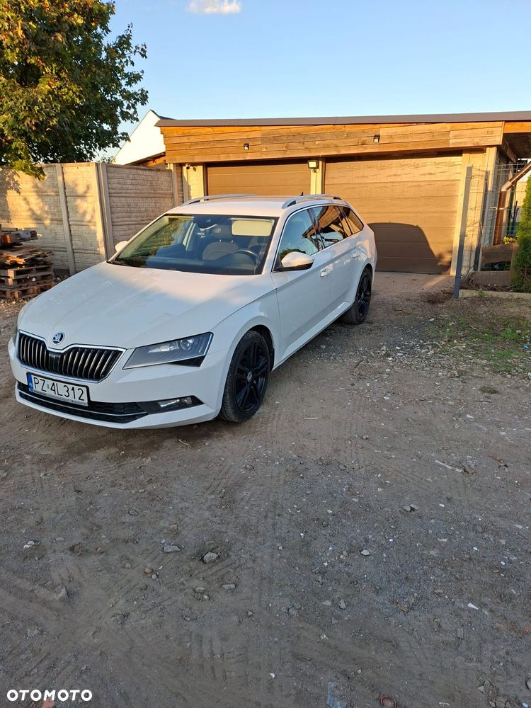 Skoda Superb 2.0 TDI Style DSG - 1