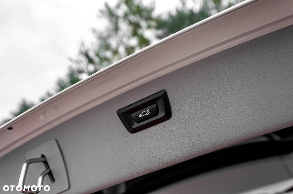 BMW Seria 3 320i Modern Line - 17