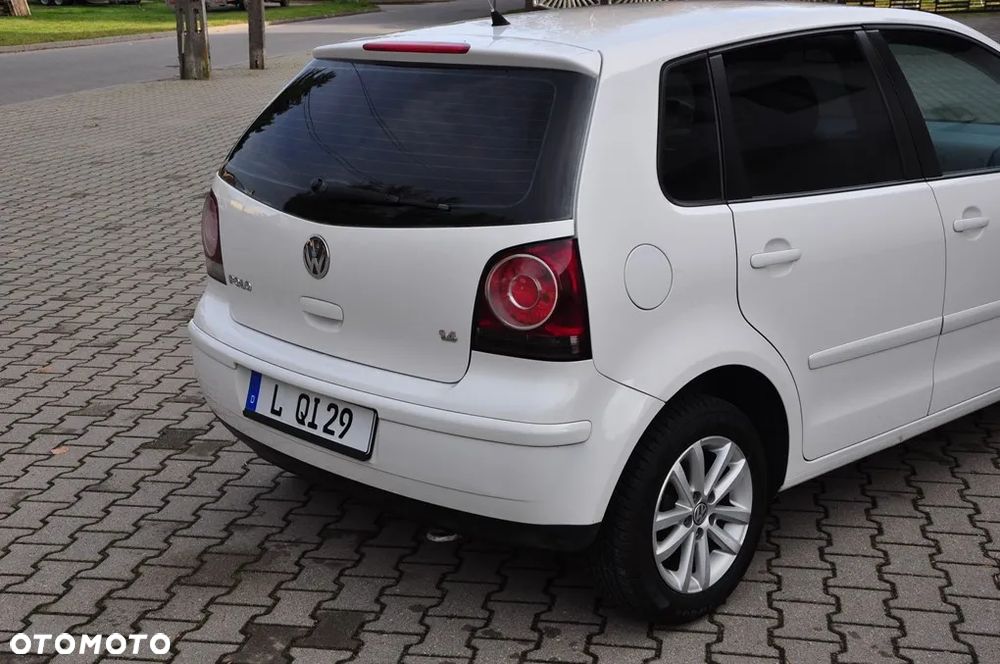 Volkswagen Polo 1.4 Comfortline - 30
