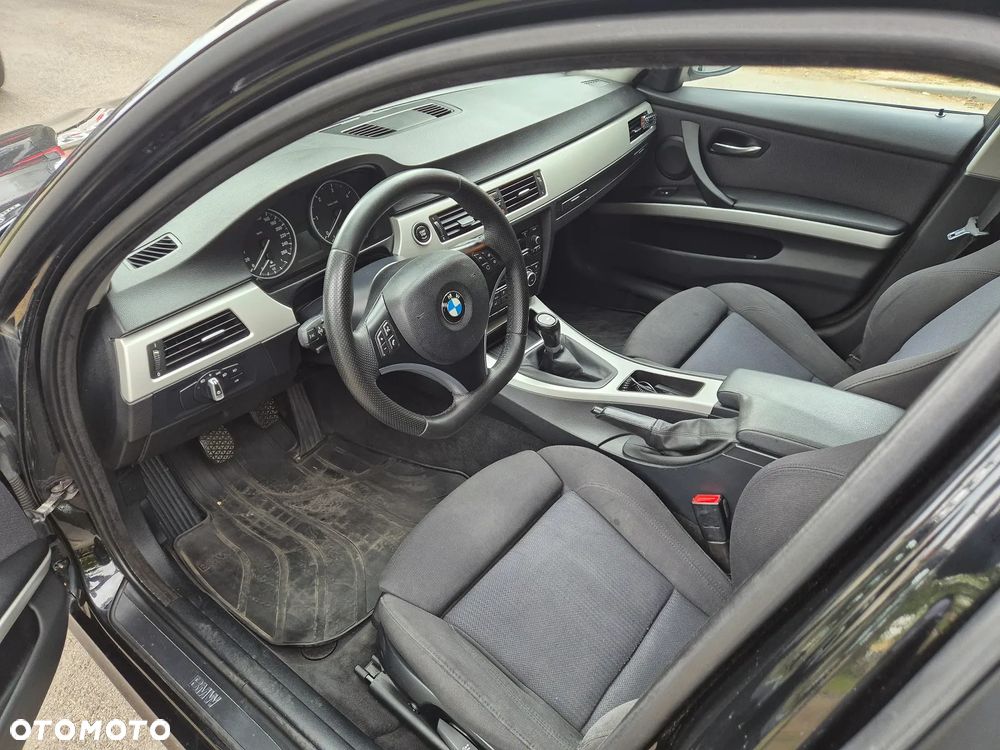 BMW Seria 3 318d - 7