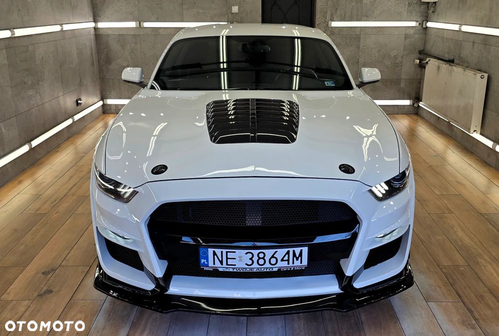 Ford Mustang 3.7 V6 - 8