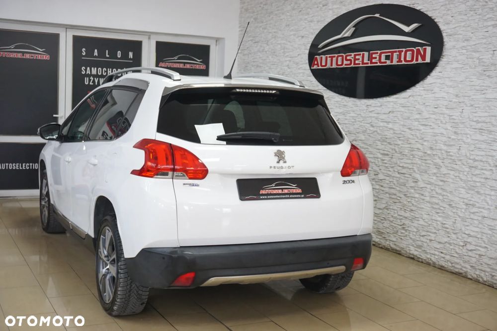 Peugeot 2008 BlueHDi 100 STOP & START Style - 6