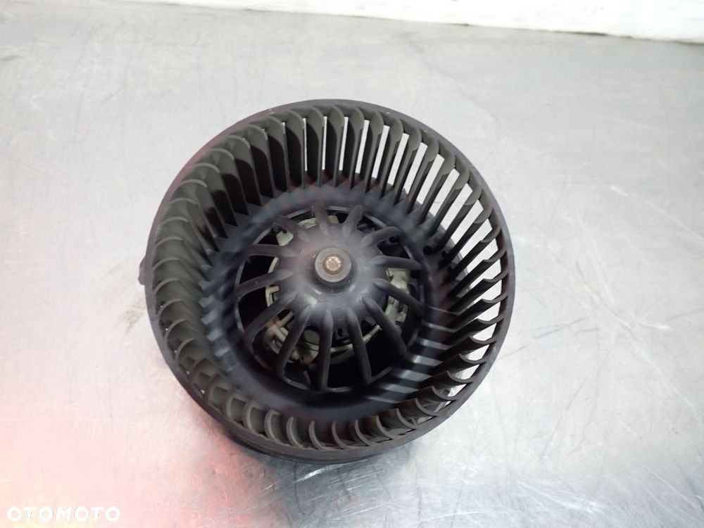 WENTYLATOR NAWIEWU NISSAN MICRA K12 C+C - 3