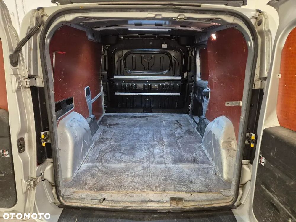 Fiat Doblo Maxi 1.6 MJ Dynamic - 9