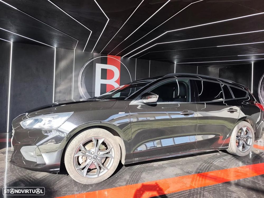 Ford Focus SW 1.0 EcoBoost MHEV ST-Line - 3