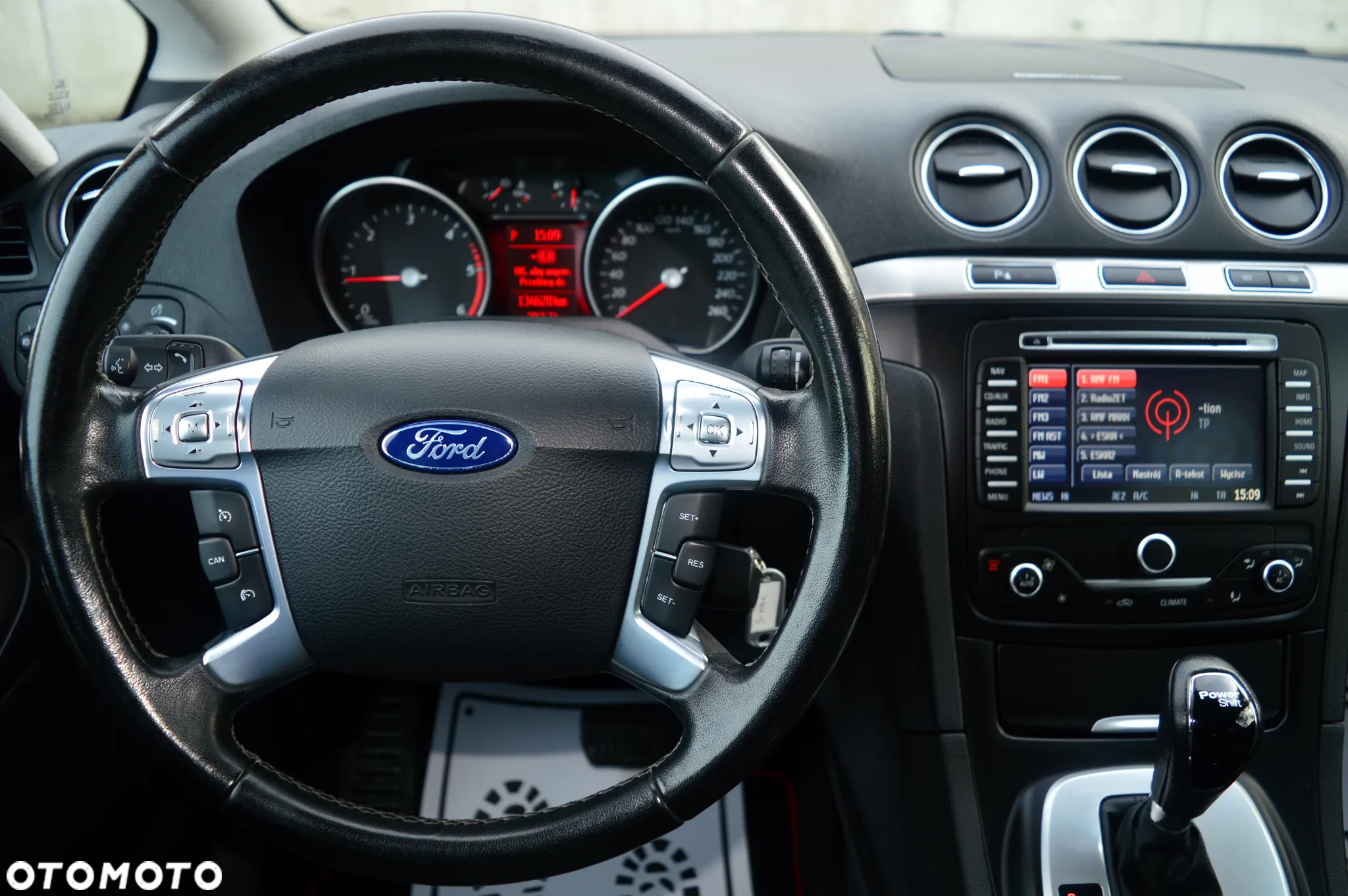 Ford S-Max - 18
