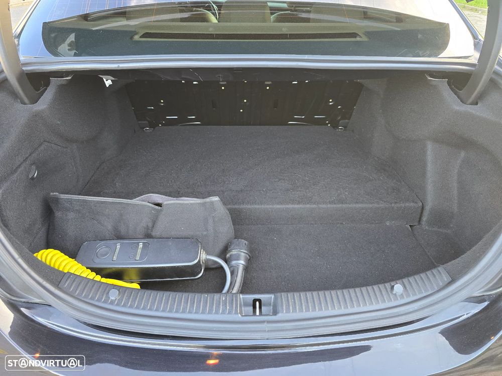 Mercedes-Benz C 350 e - 22