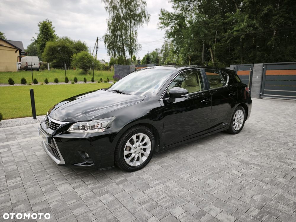 Lexus CT 200h F Sport - 1