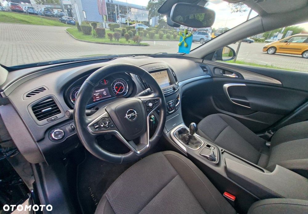 Opel Insignia - 21