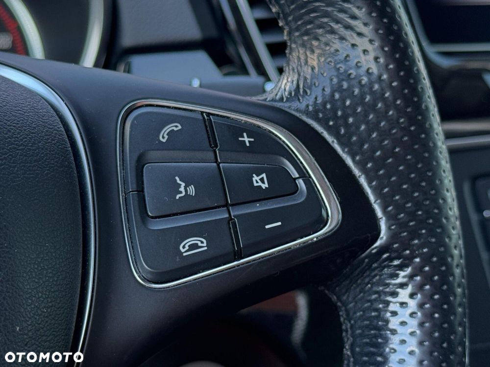 Mercedes-Benz GLE - 19