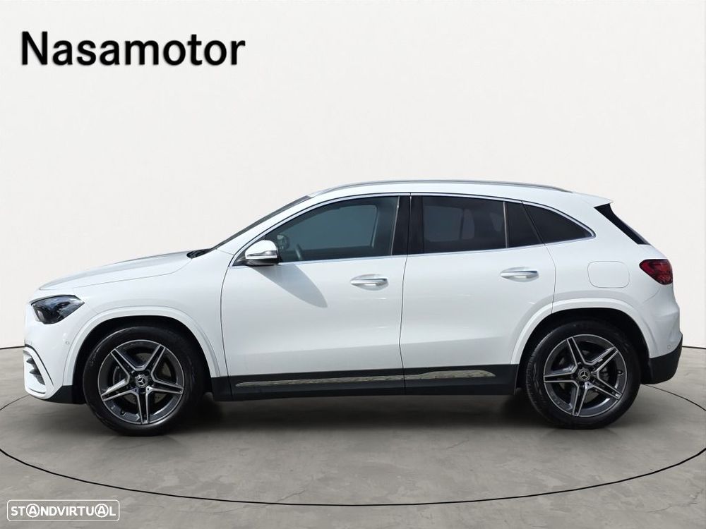 Mercedes-Benz GLA 200 - 8