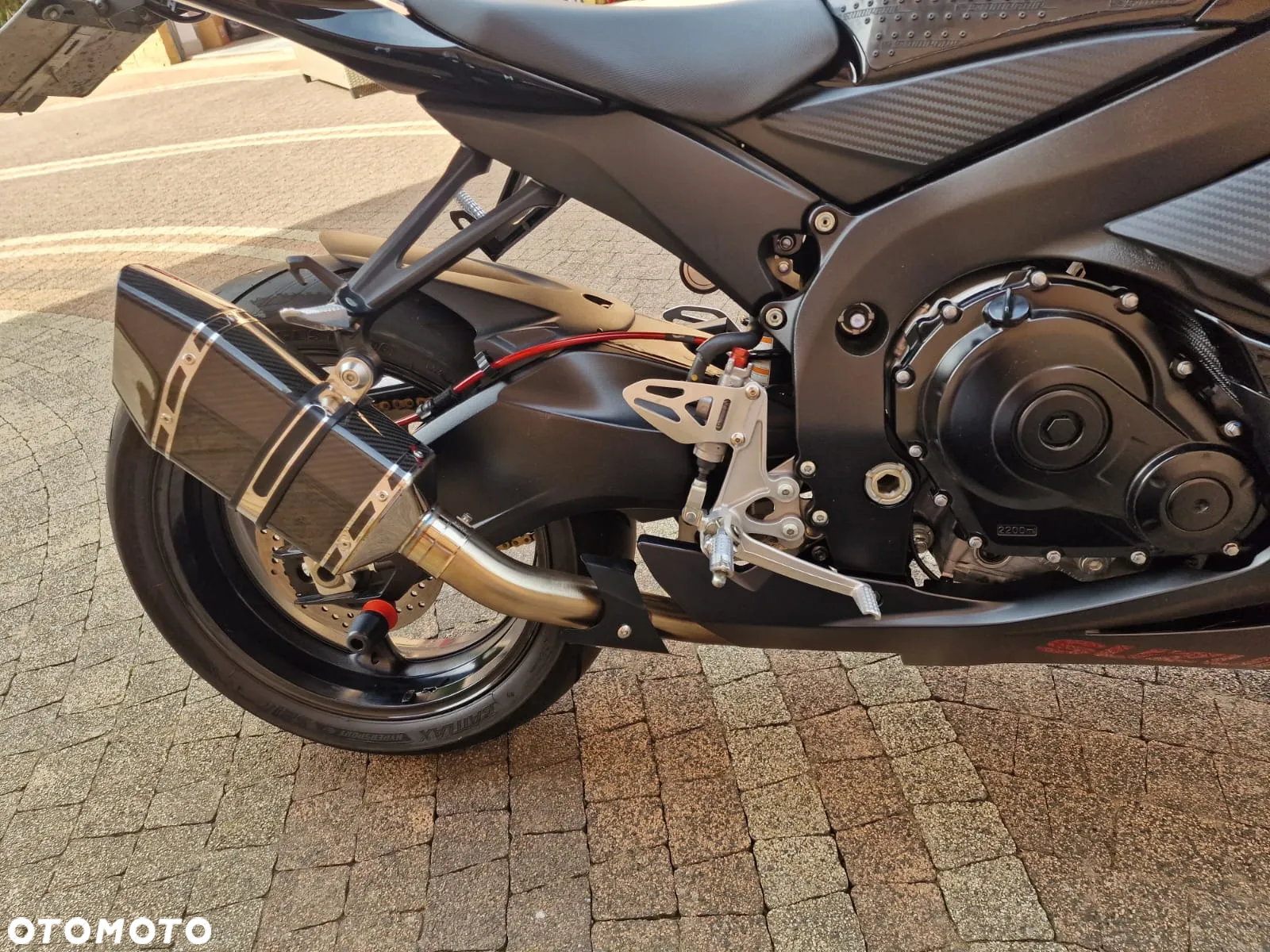 Suzuki GSX-R - 15