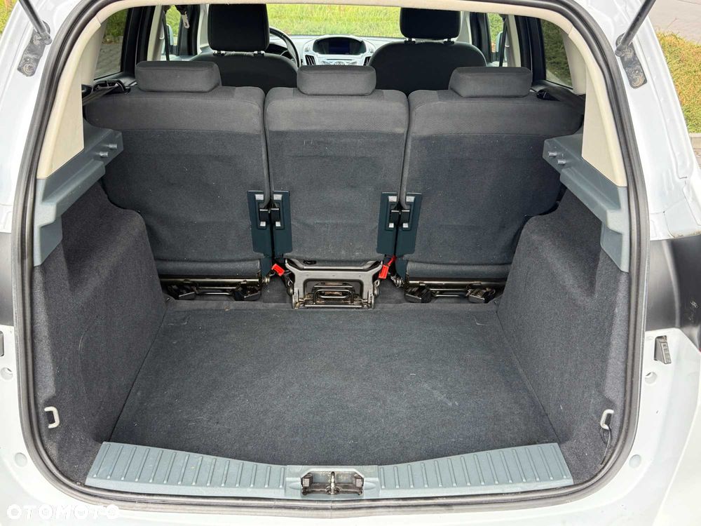 Ford C-MAX - 8
