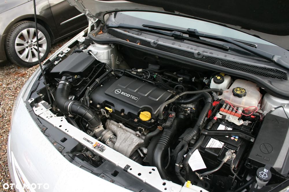 Opel Astra 1.4 Turbo Active - 20