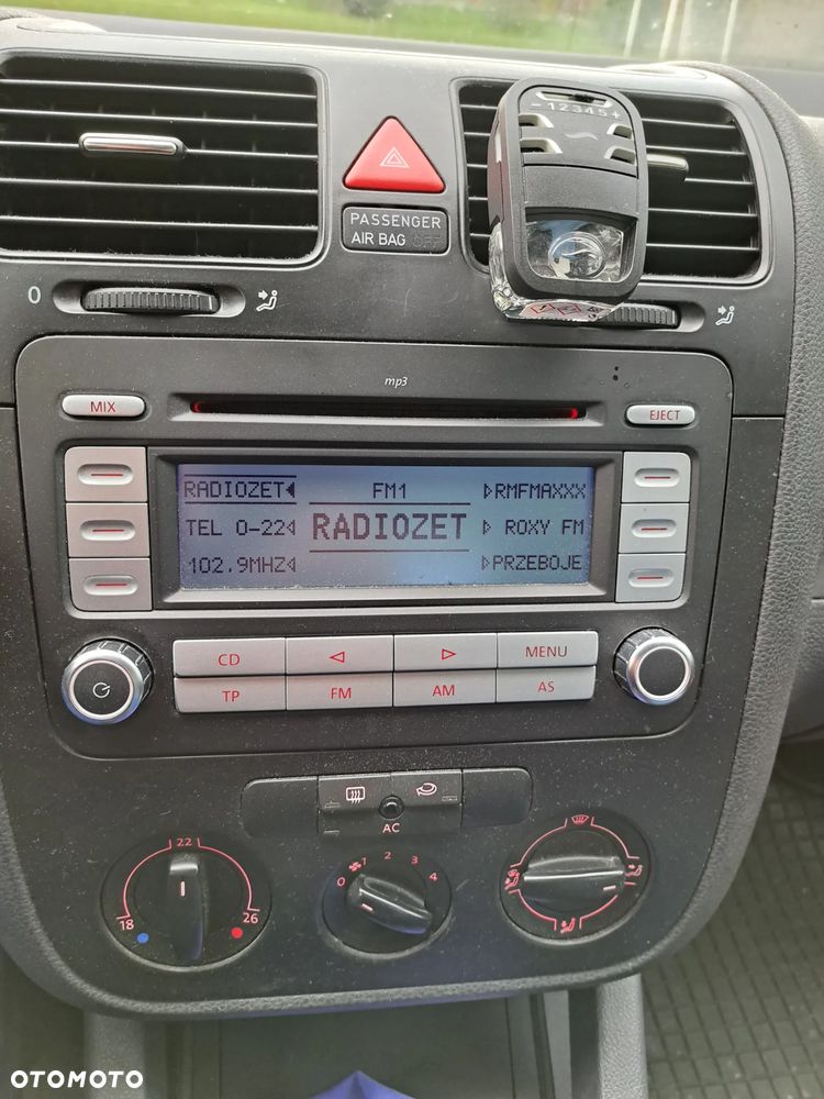 Volkswagen Jetta - 8