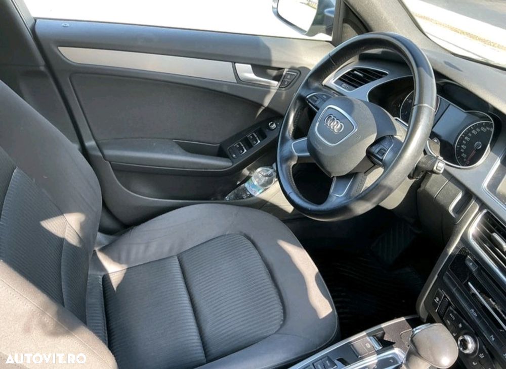 Audi A4 2.0 TDI DPF multitronic Attraction - 18