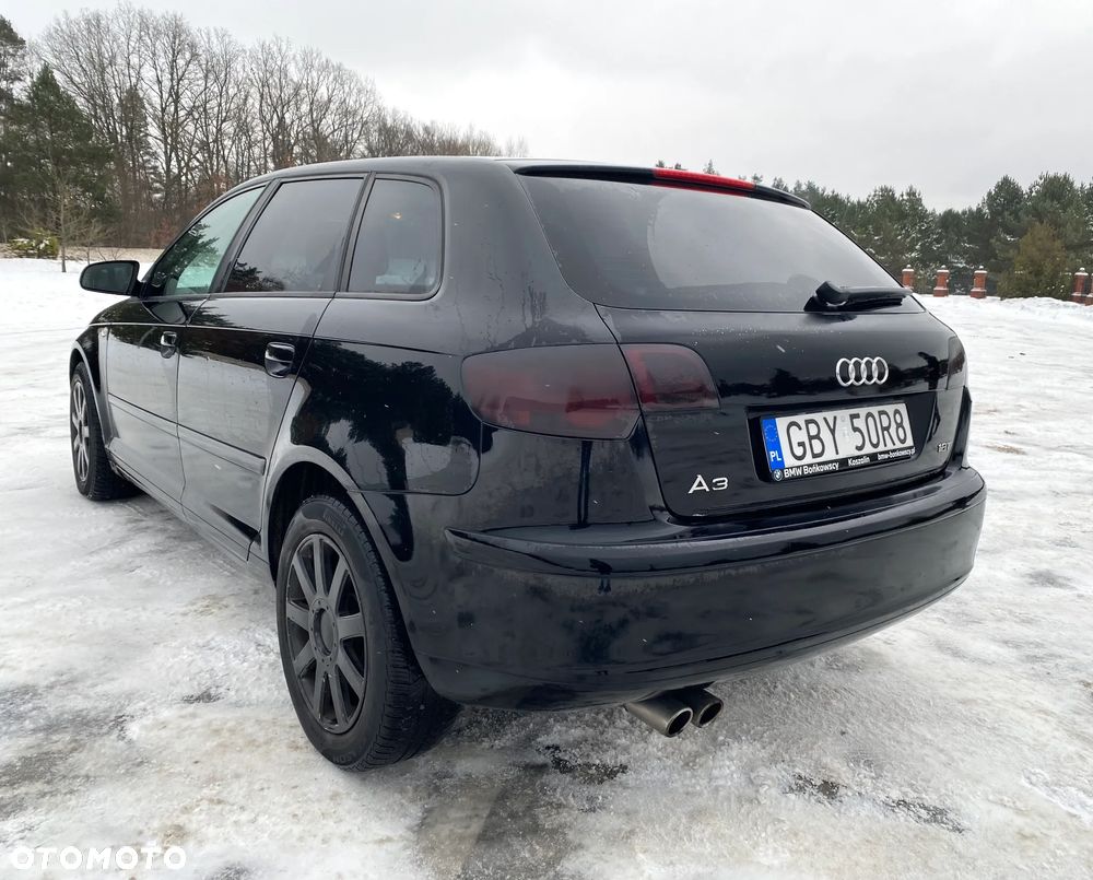 Audi A3 Sportback 1.8 TFSI Attraction - 5