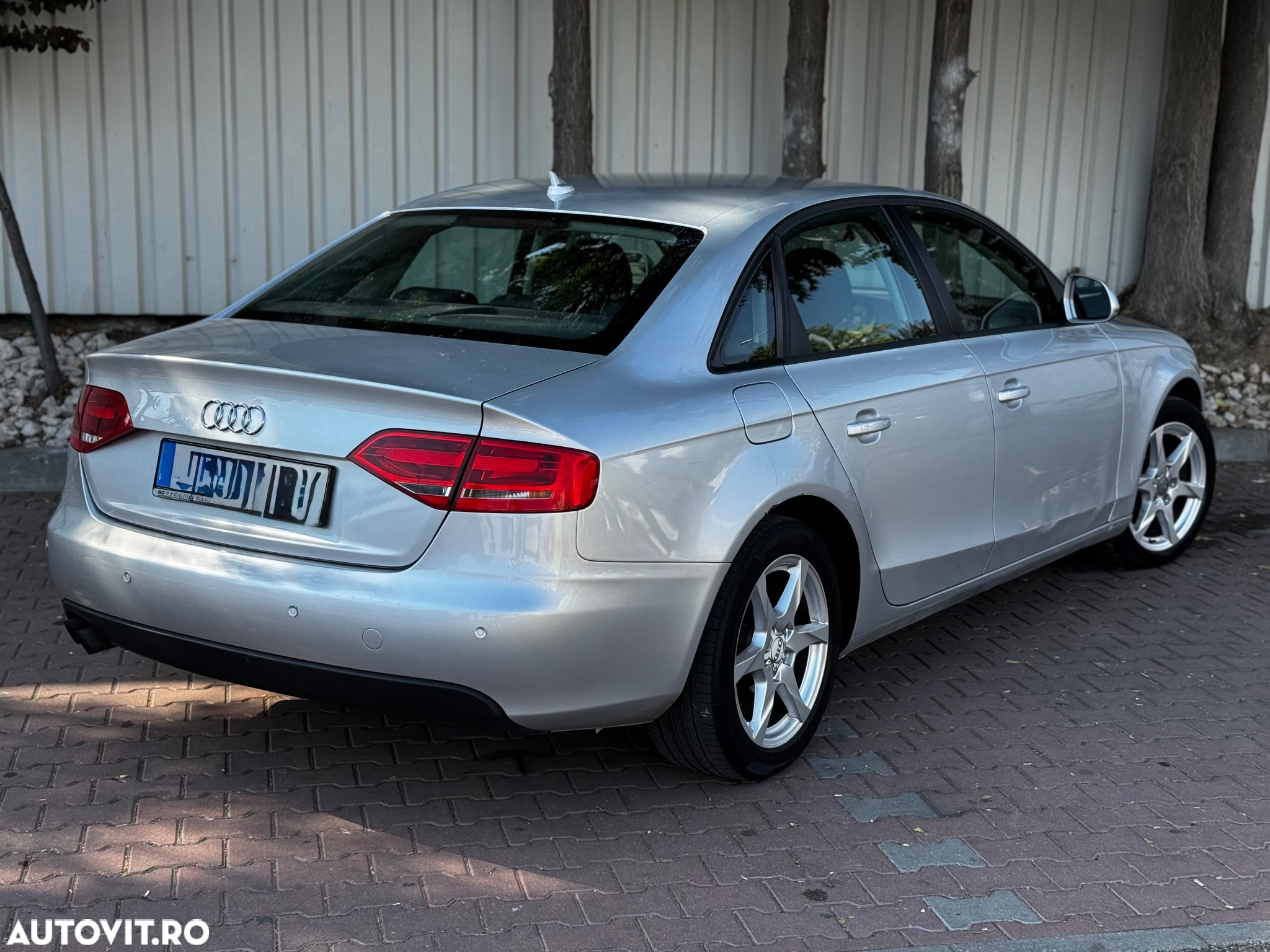 Audi A4 2.0 TDI Multitronic Avant - 4