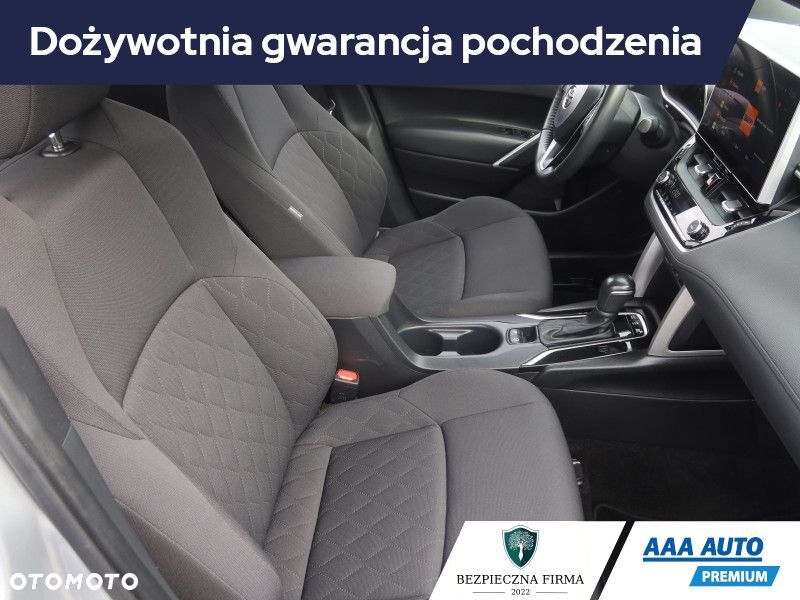 Toyota Corolla Cross - 11