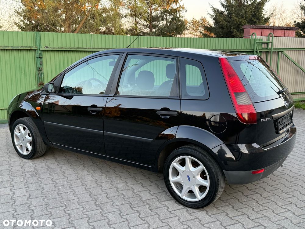 Ford Fiesta - 11