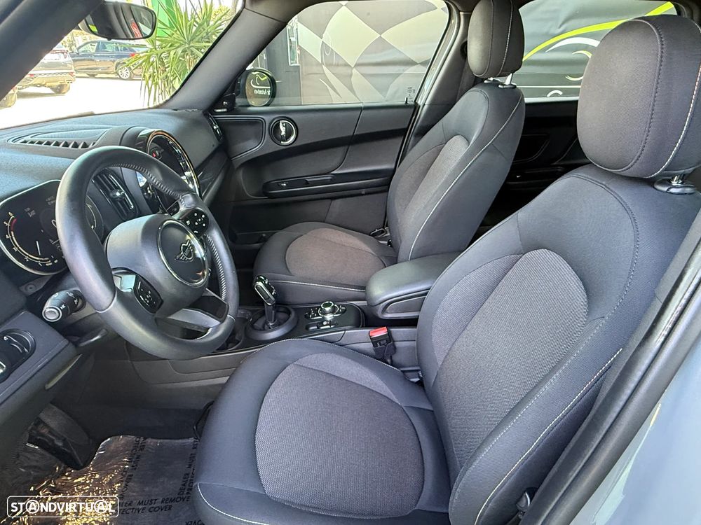 MINI Countryman Cooper D Premium Essential Auto - 16