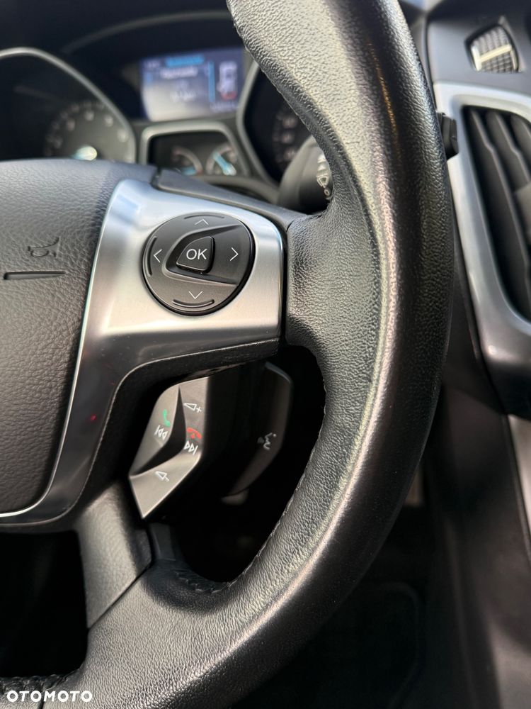 Ford Focus Turnier 1.6 EcoBoost Start-Stopp-System Titanium - 27