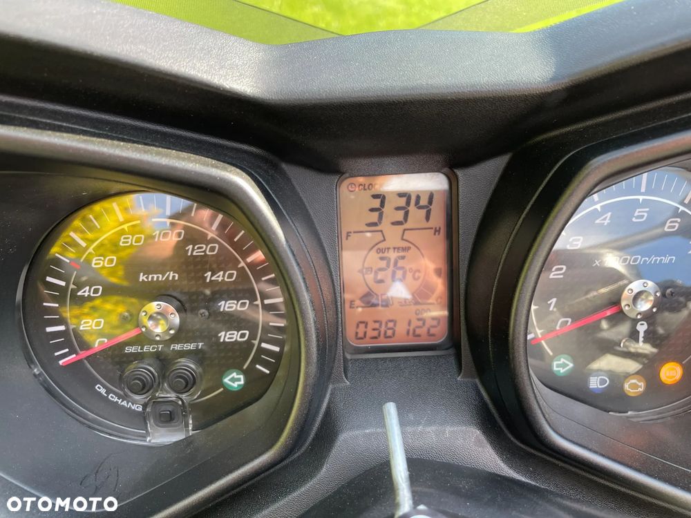 Yamaha X-max - 9