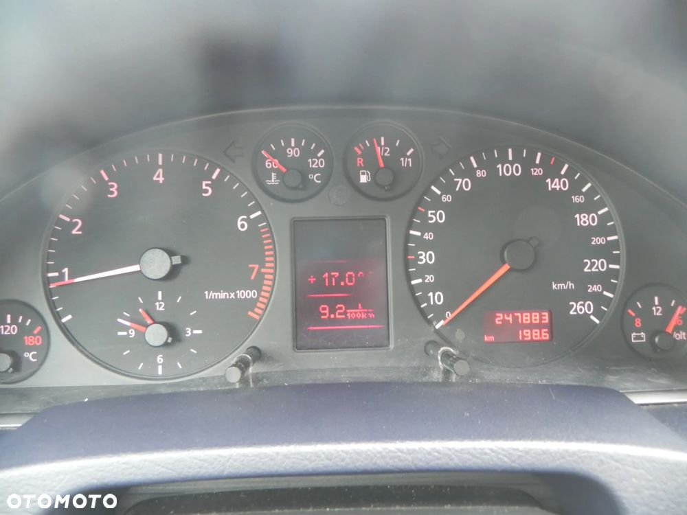 Audi A6 Limousine 2.4 - 21