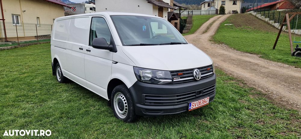 Volkswagen Transporter - 1