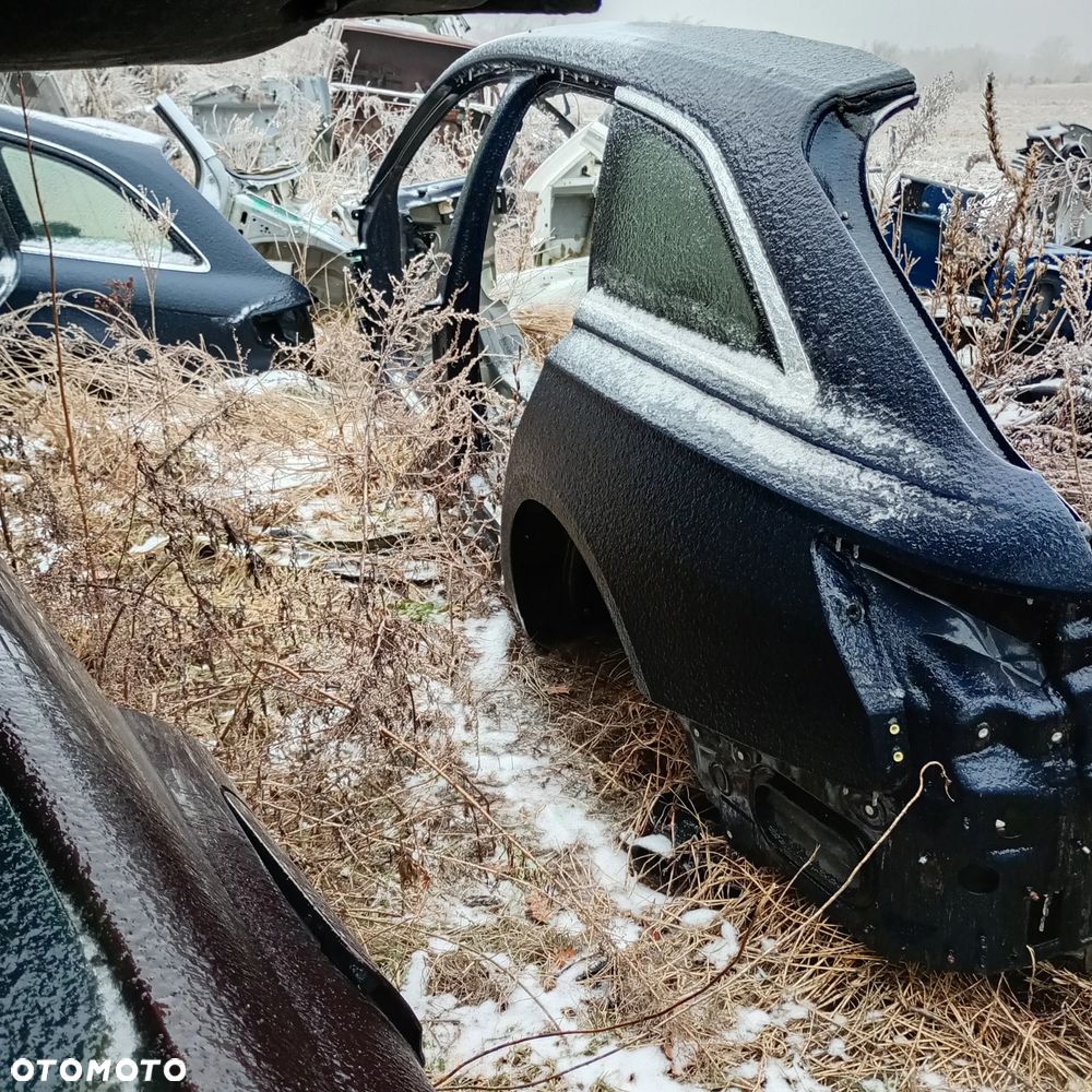 Bok lewy ćwiartka próg A6 C8 kombi - 5