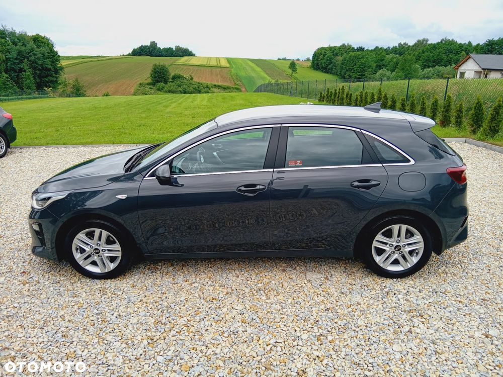 Kia Ceed 1.6 CRDi SCR M - 3