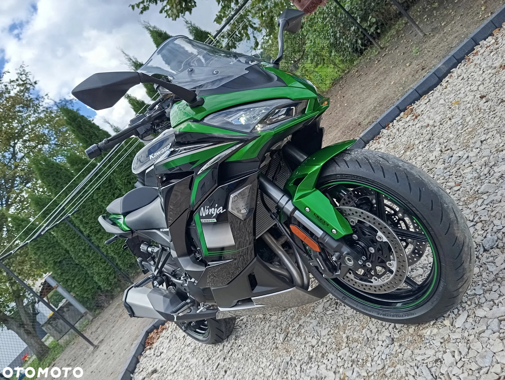 Kawasaki Ninja 1000 SX - 24