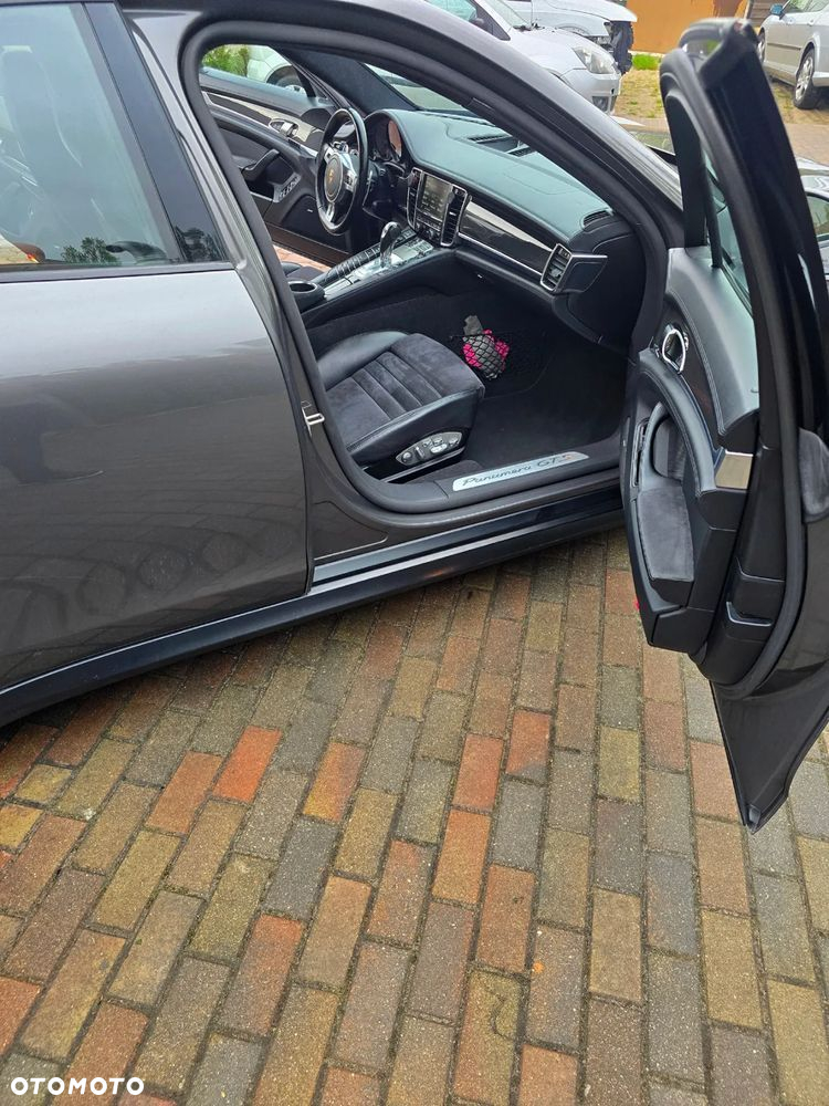 Porsche Panamera GTS - 10