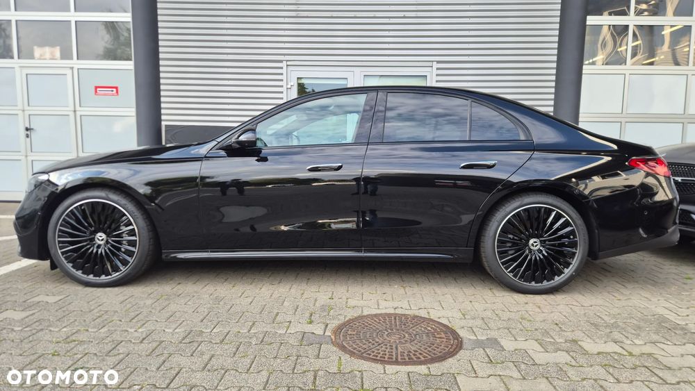 Mercedes-Benz E-Class 2026 photo 3