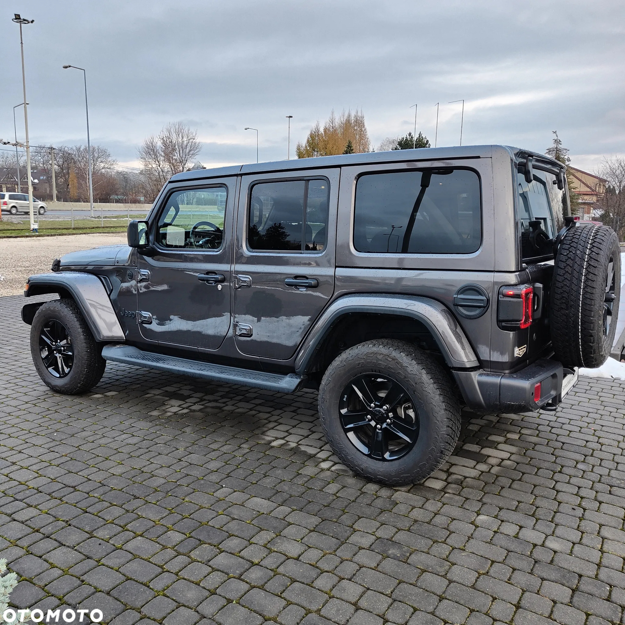 Jeep Wrangler Unlimited GME 2.0 Turbo Sahara - 9