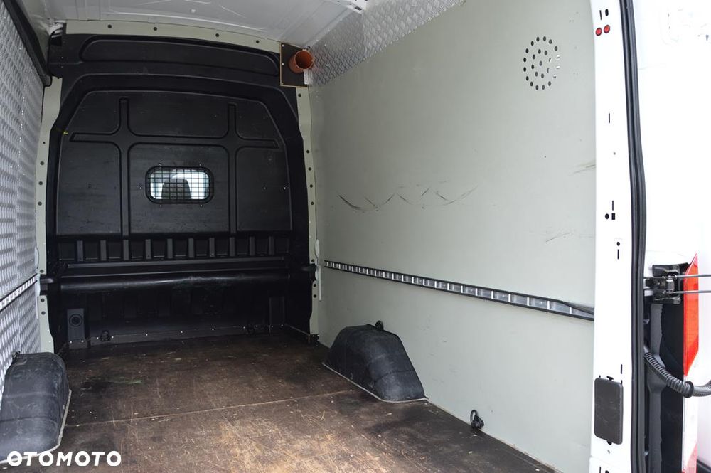 Ford Transit - 29