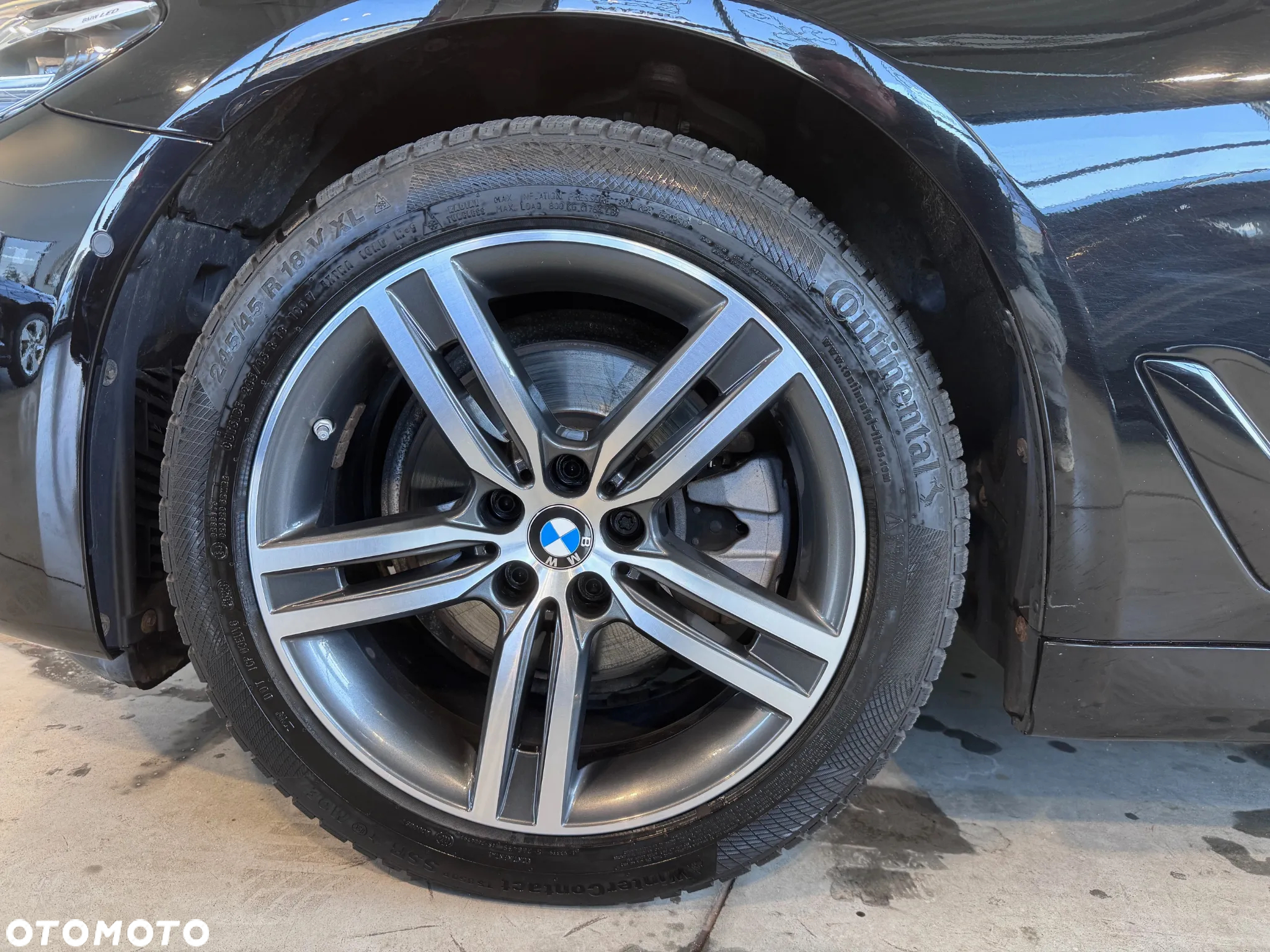 BMW Seria 5 520d xDrive - 9