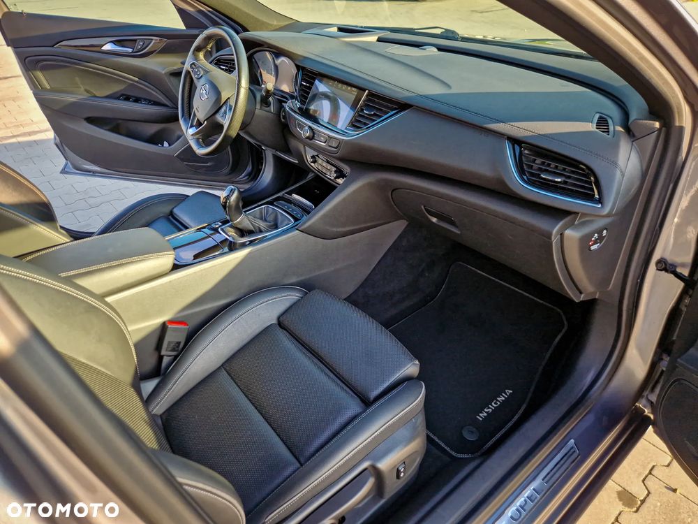 Opel Insignia 2.0 Dynamic - 12
