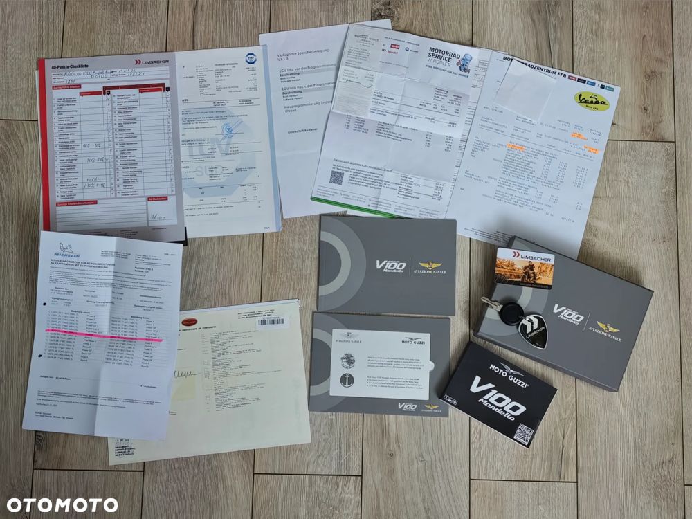 Moto Guzzi V100 Mandello - 9