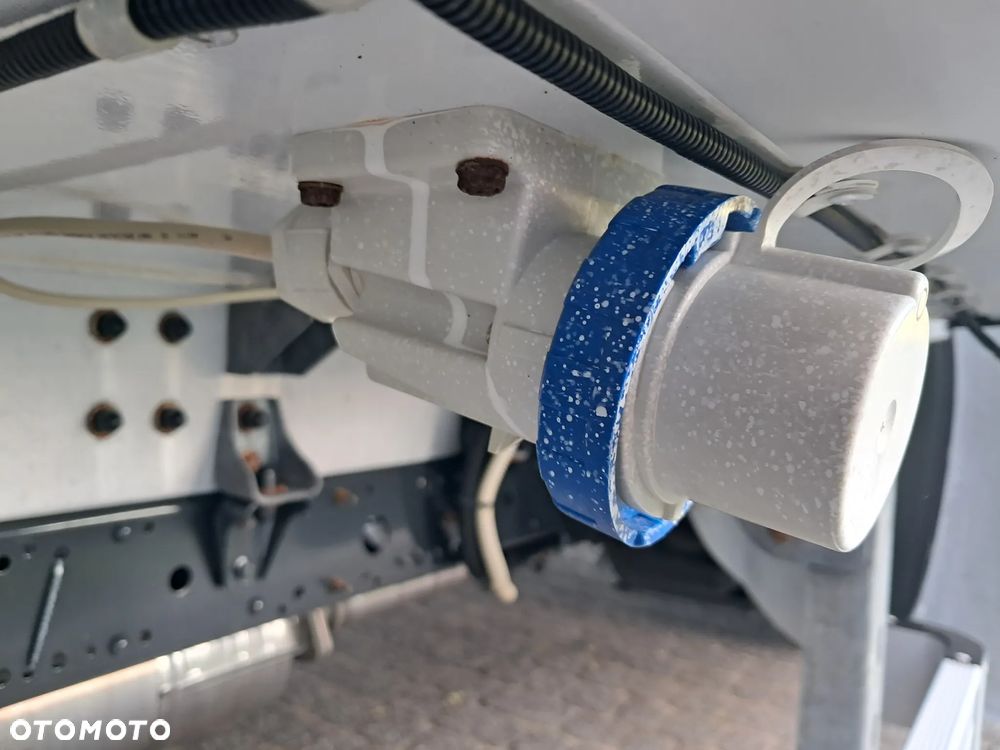 Iveco 35S16  Chłodnia ZANOTTI Salon Polska zasilanie 230V - 19
