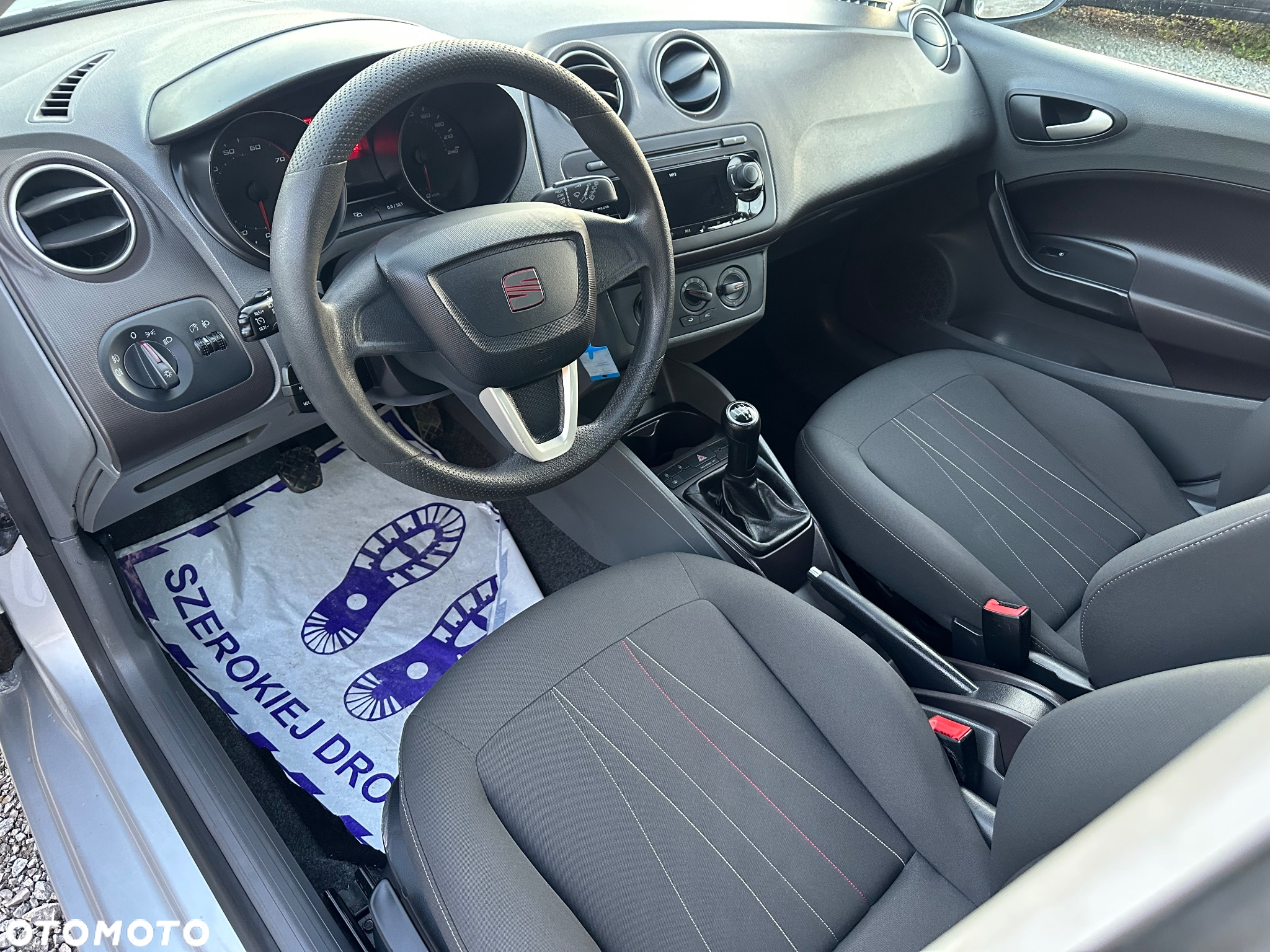 Seat Ibiza 1.4 16V Reference - 17